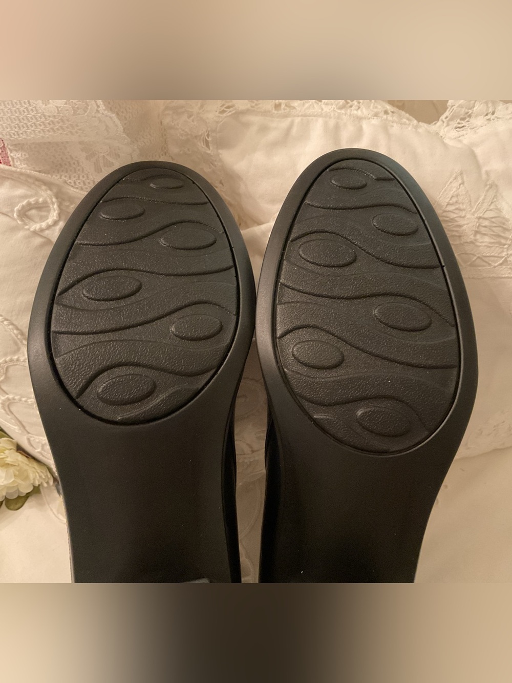 NEW WITHOUT TAGS EASY STREET “MORGANA” COMFORT WAVE BLACK ANKLE BOOTS SIZE 8M - Picture 13 of 16